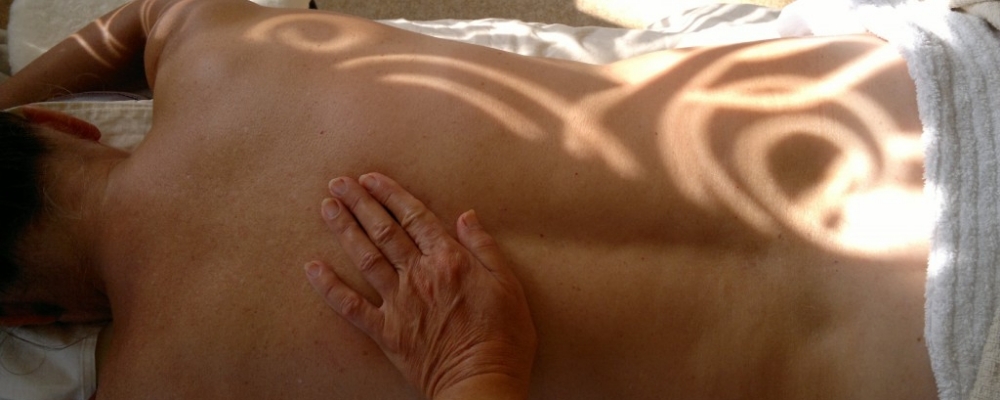 Massageterapi djupgående kroppsbehandling i Visby