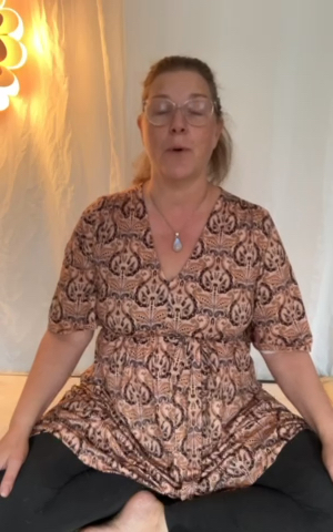 HormonyYoga- Medicinsk yogakurs för kvinnor