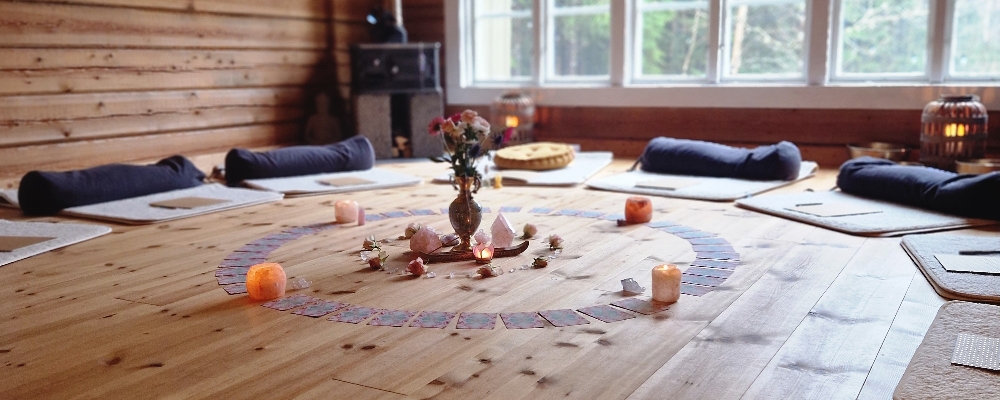 Free session: Feminine Business & Magnetism