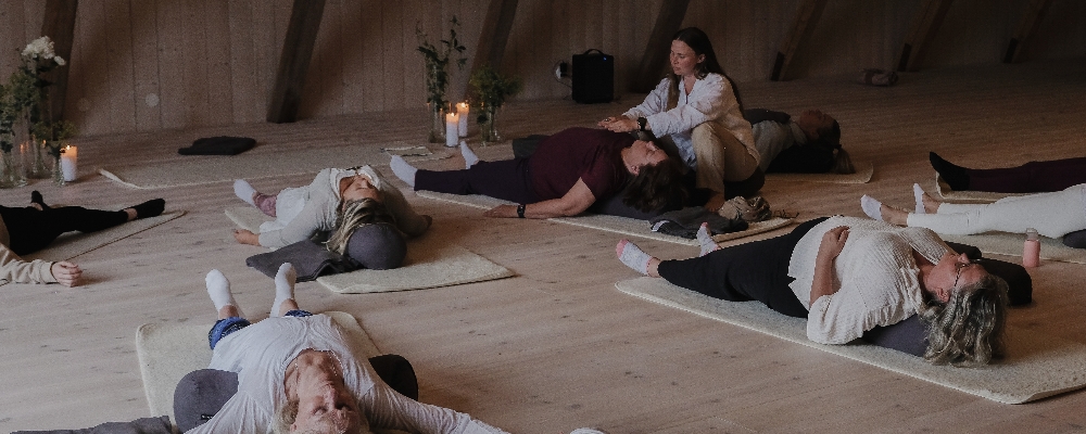 Yoga YinReiki i Glumslöv @loft33