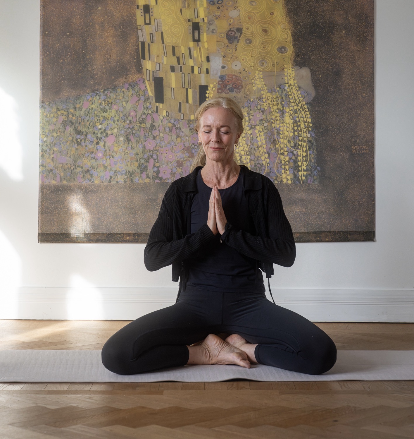 NovemberYoga med glögg o vintermys.
