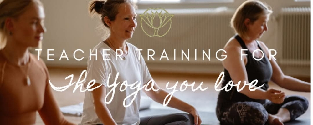 Yoga Teacher Training 150h