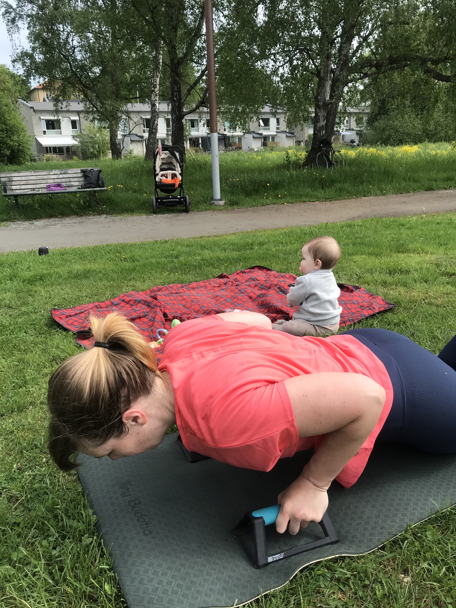 MAMMATRÄNING BECKOMBERGA