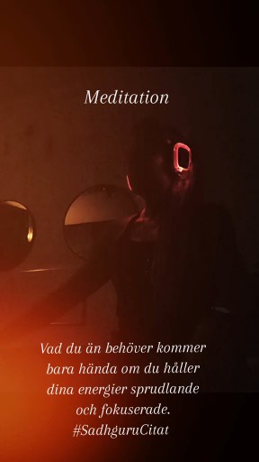 HÖST Fredagar Silent YinYoga & Meditation, med hörlurar