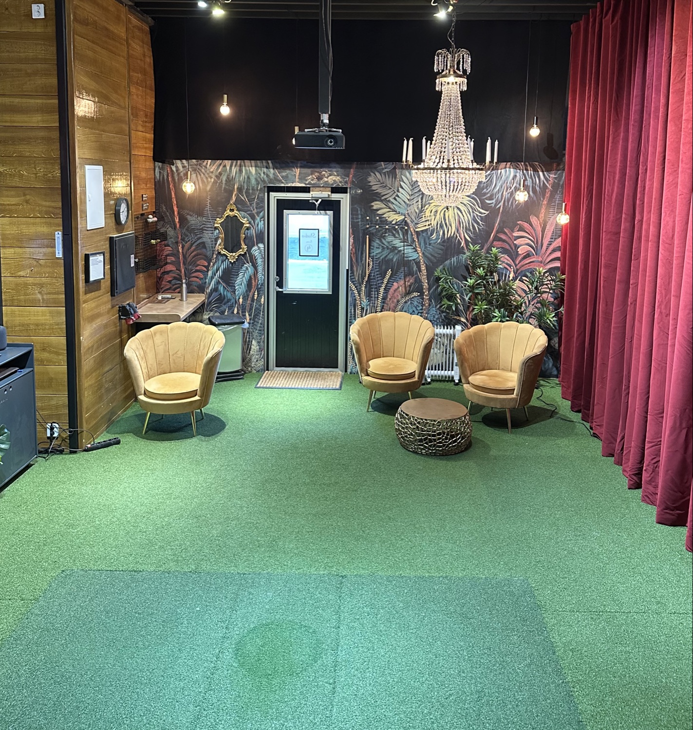 KURS: YINYOGA 6 ggr på Älta Indoor Golf