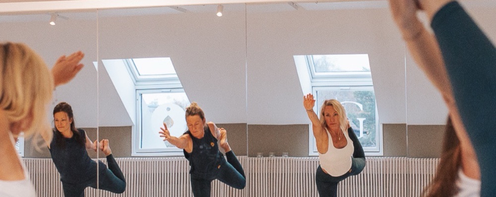 Hot Vinyasa Sommar Drop-in