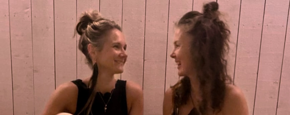 Source Transmission, Lina & Yvette STATIONEN c/o Stomsi