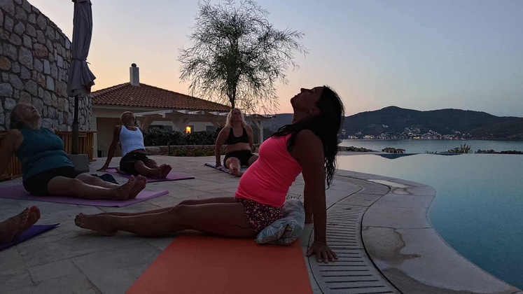 Feminine flow, medicinsk yoga för kvinnor