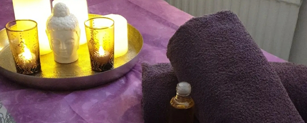 Abhayanga-ayurvedisk helkroppsmassage 60min Massage Fruängen