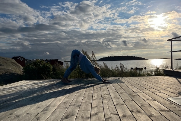 90 min fullmåneyoga vid havet