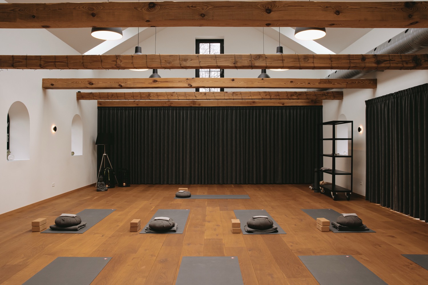 Yoga Workshop: Slip spændingerne - nakke & skuldre