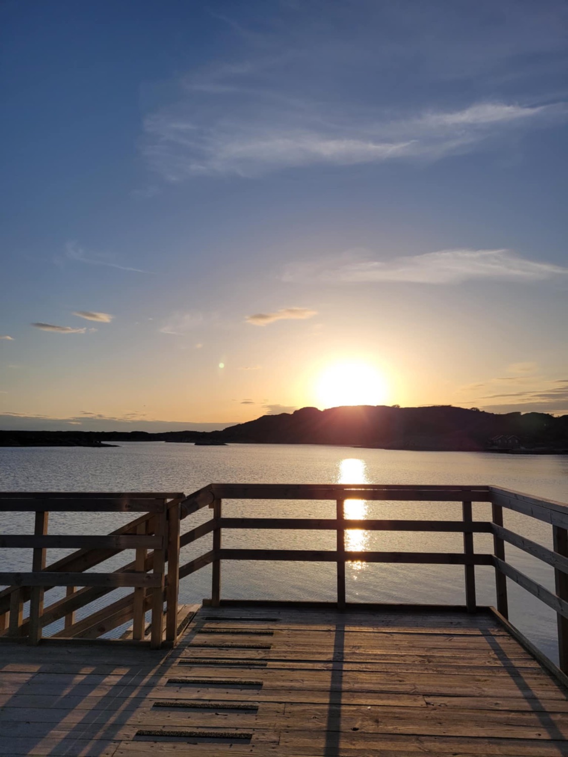 Träning, yoga och bastu vid havet
