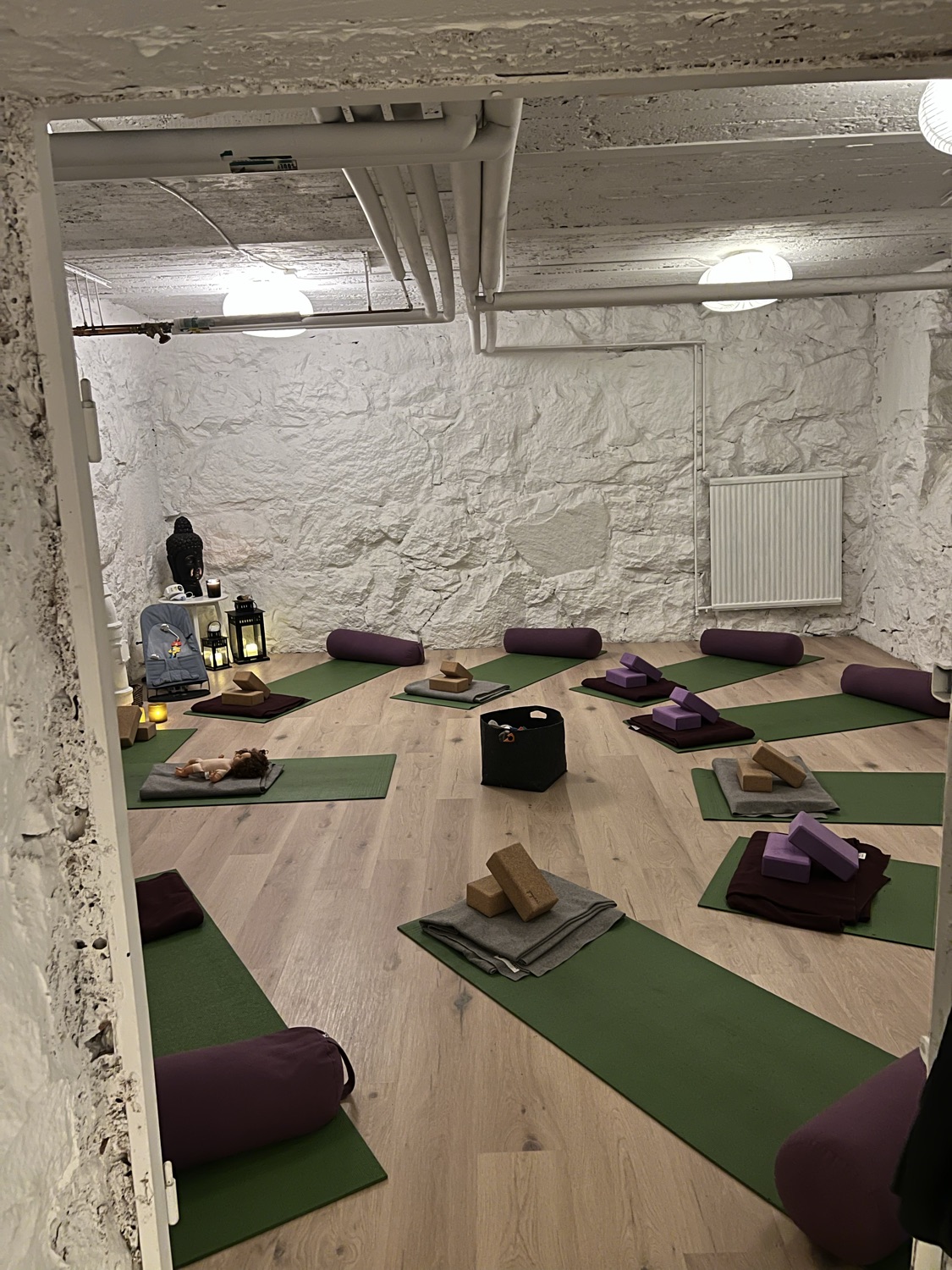 Mamma / Bebis yoga Vasastan 6:e okt - 10:e nov