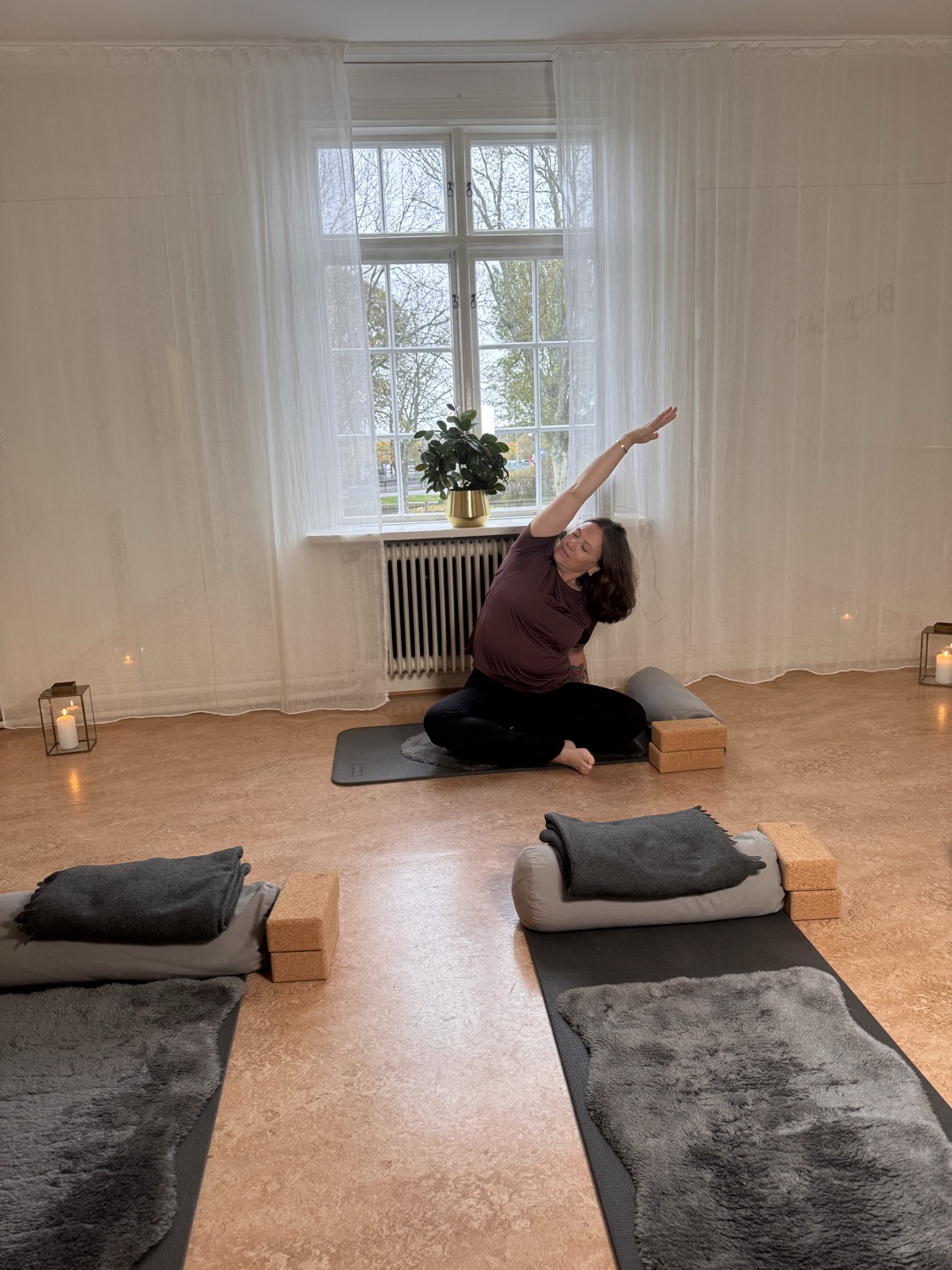 Lunch yinyoga Drop-in Tors.