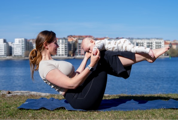 «Baby and Me» yoga outdoor (русскоговорящая группа), курс