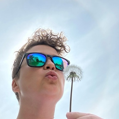 Charlie DandeLion