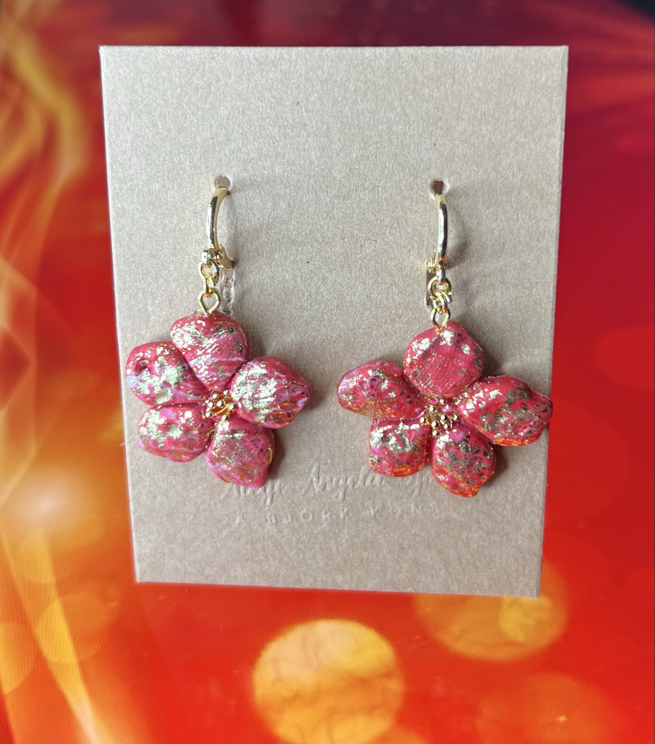 Blommor (örhängen guld) inkl spårbar frakt