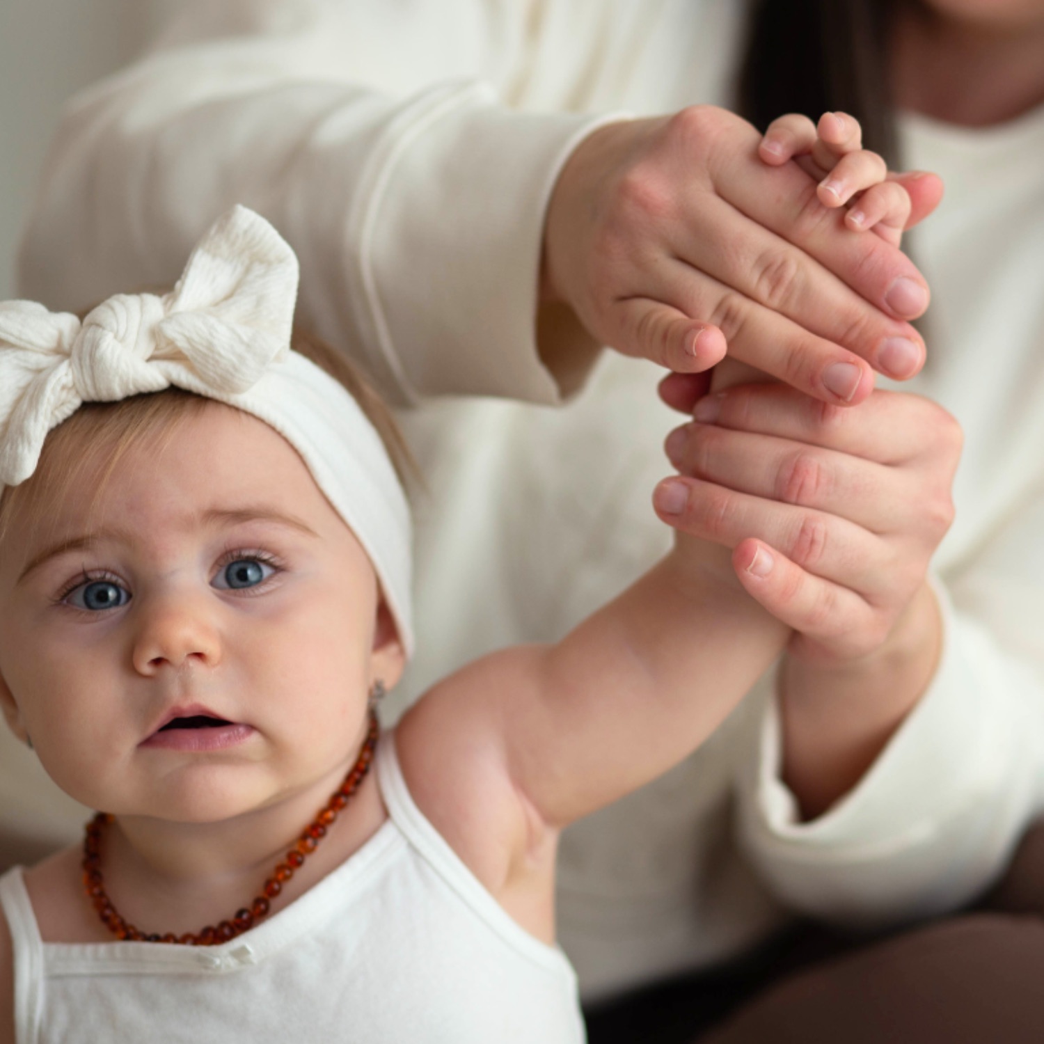 Babymassage – trygg beröring, anknytning och närvaro