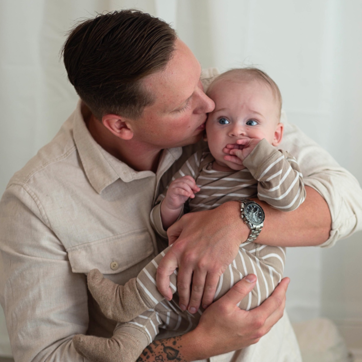 Babymassage – trygg beröring, anknytning och närvaro