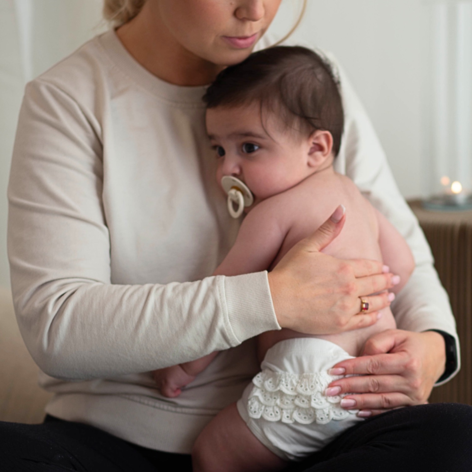 Babymassage – trygg beröring, anknytning och närvaro