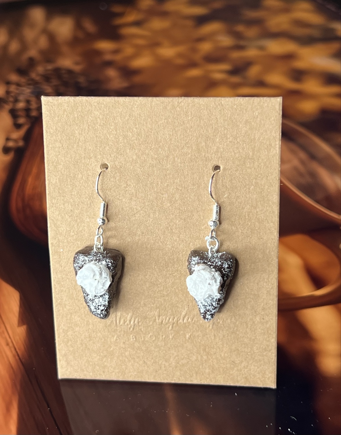 Kladdkaka (örhängen silver) inkl spårbar frakt