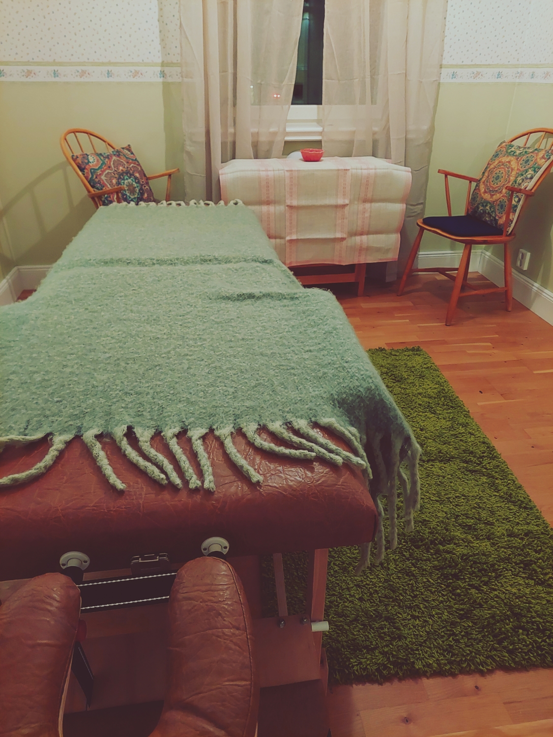 Presentkort 675 kr  Chakraflödesmassage