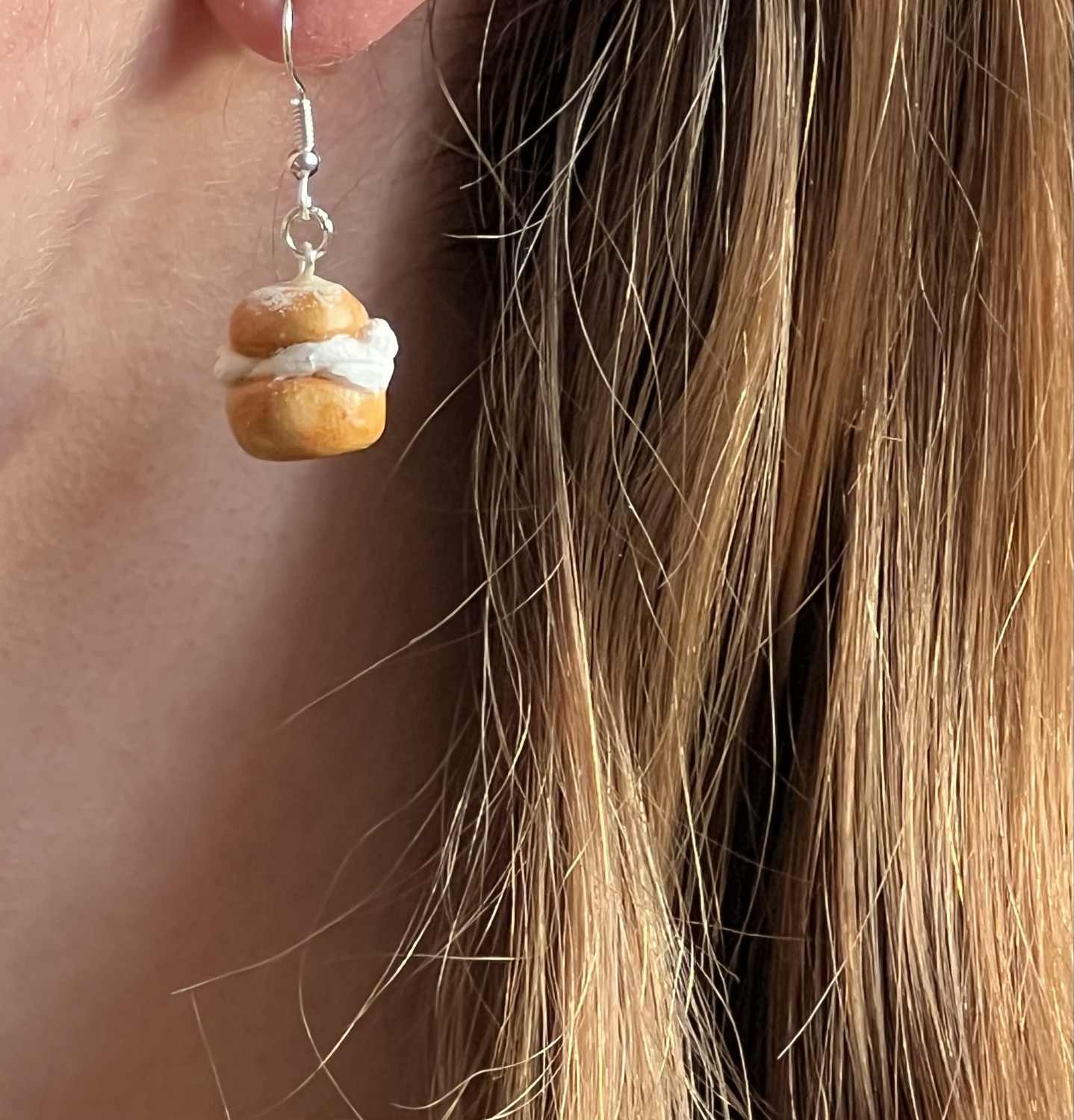 Semlor (örhängen silver) inkl spårbar frakt