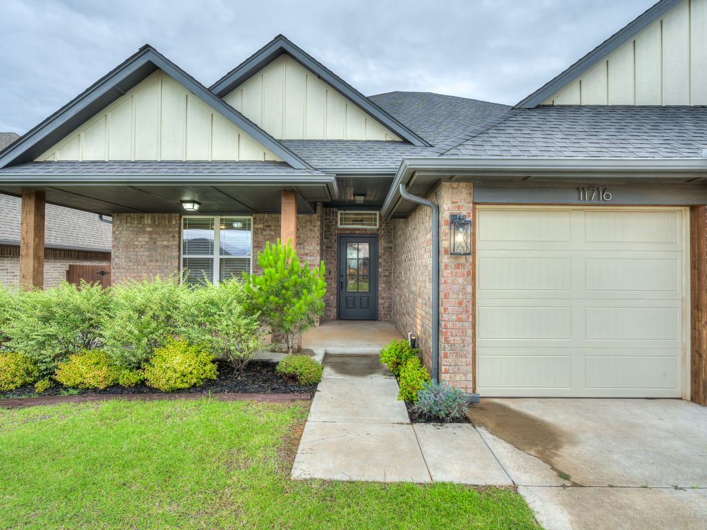 11716 SW 47th St-1