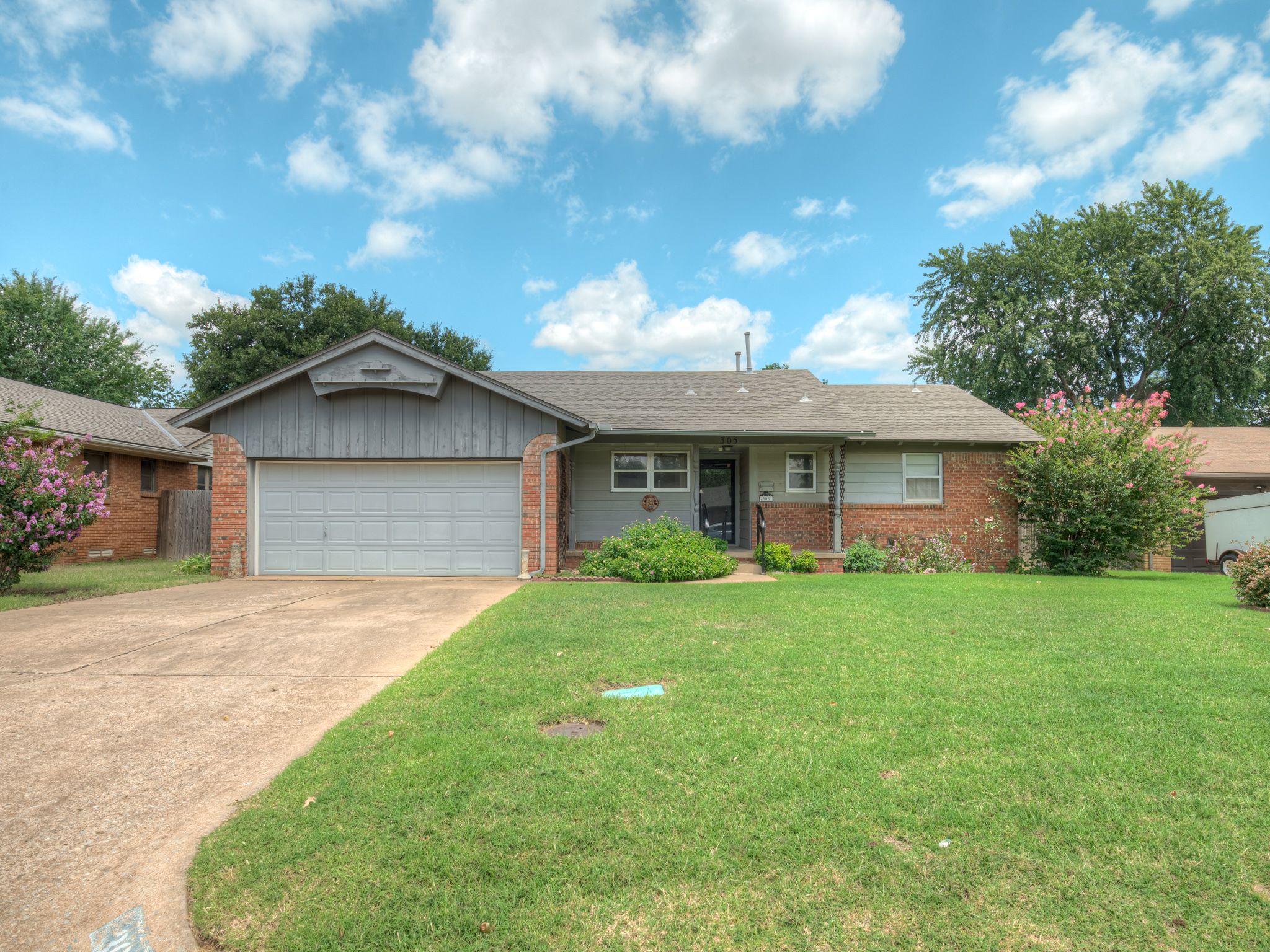 305 Ridgecrest Rd-1