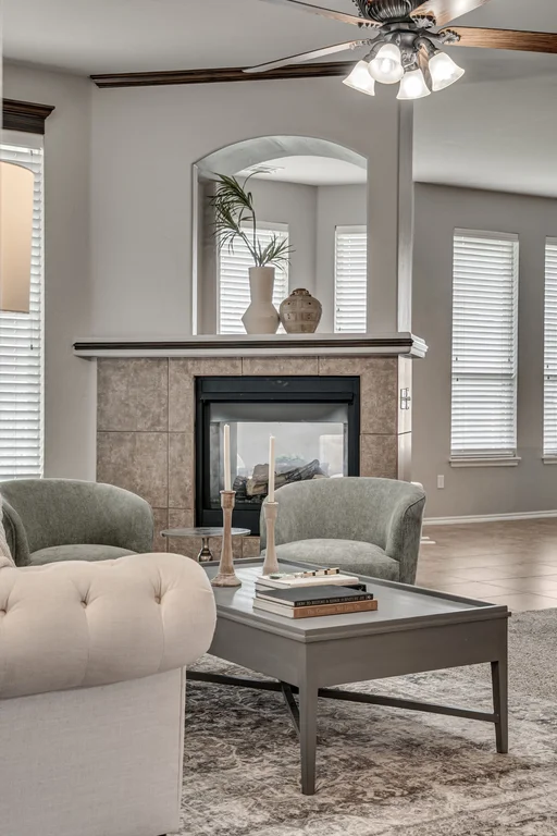 16004 Bravado Pl Detail photos-2