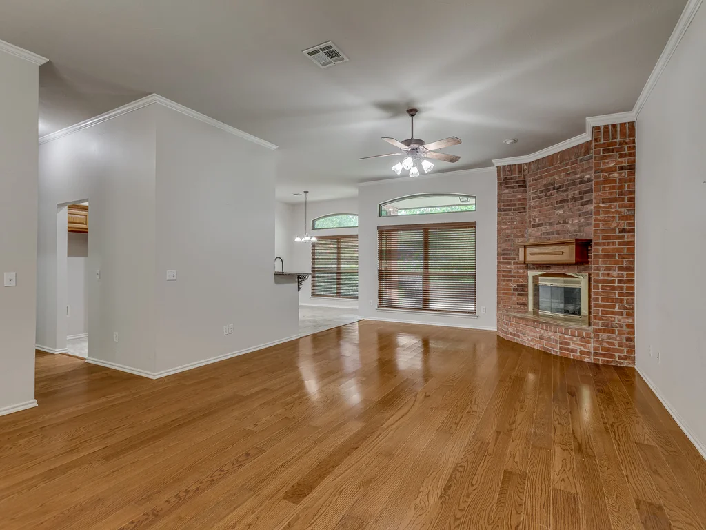 2609 Bedford Cir-5
