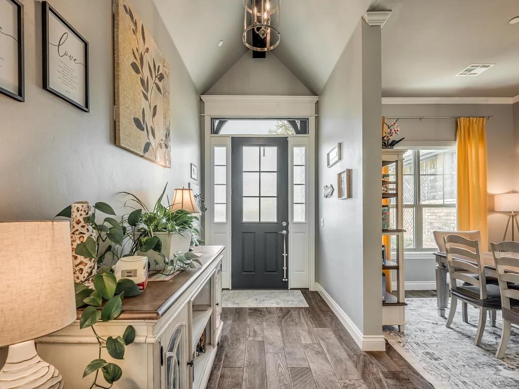 5736 Asheville Wy-8