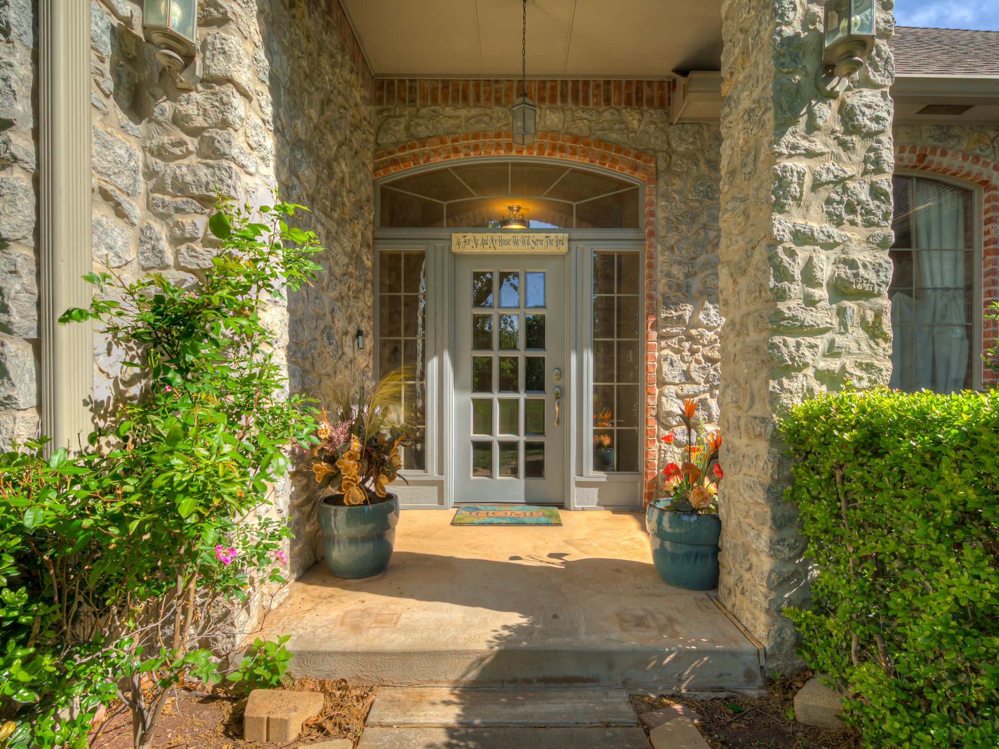 2025 Arbor Valley Dr-1