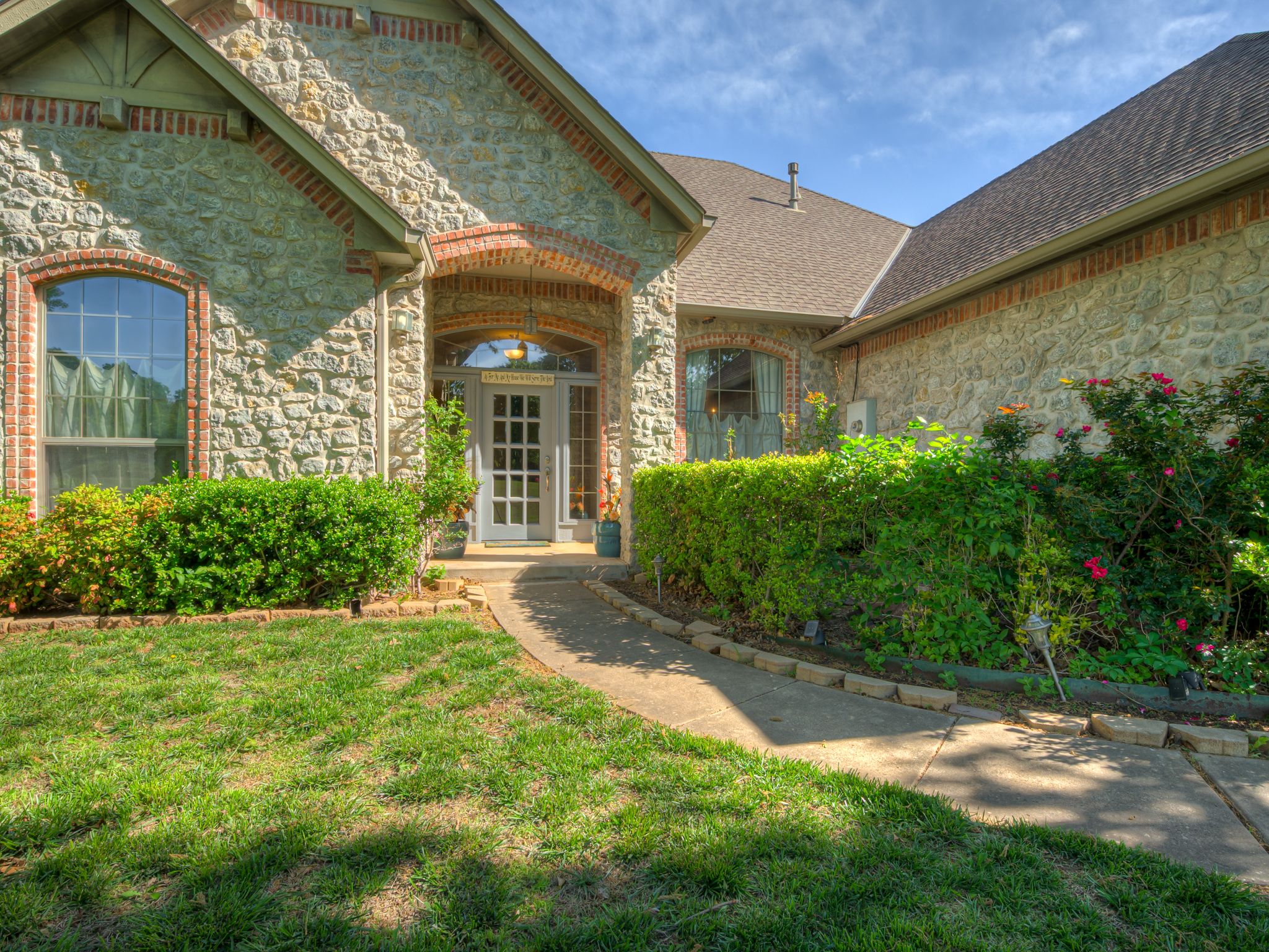 2025 Arbor Valley Dr-2