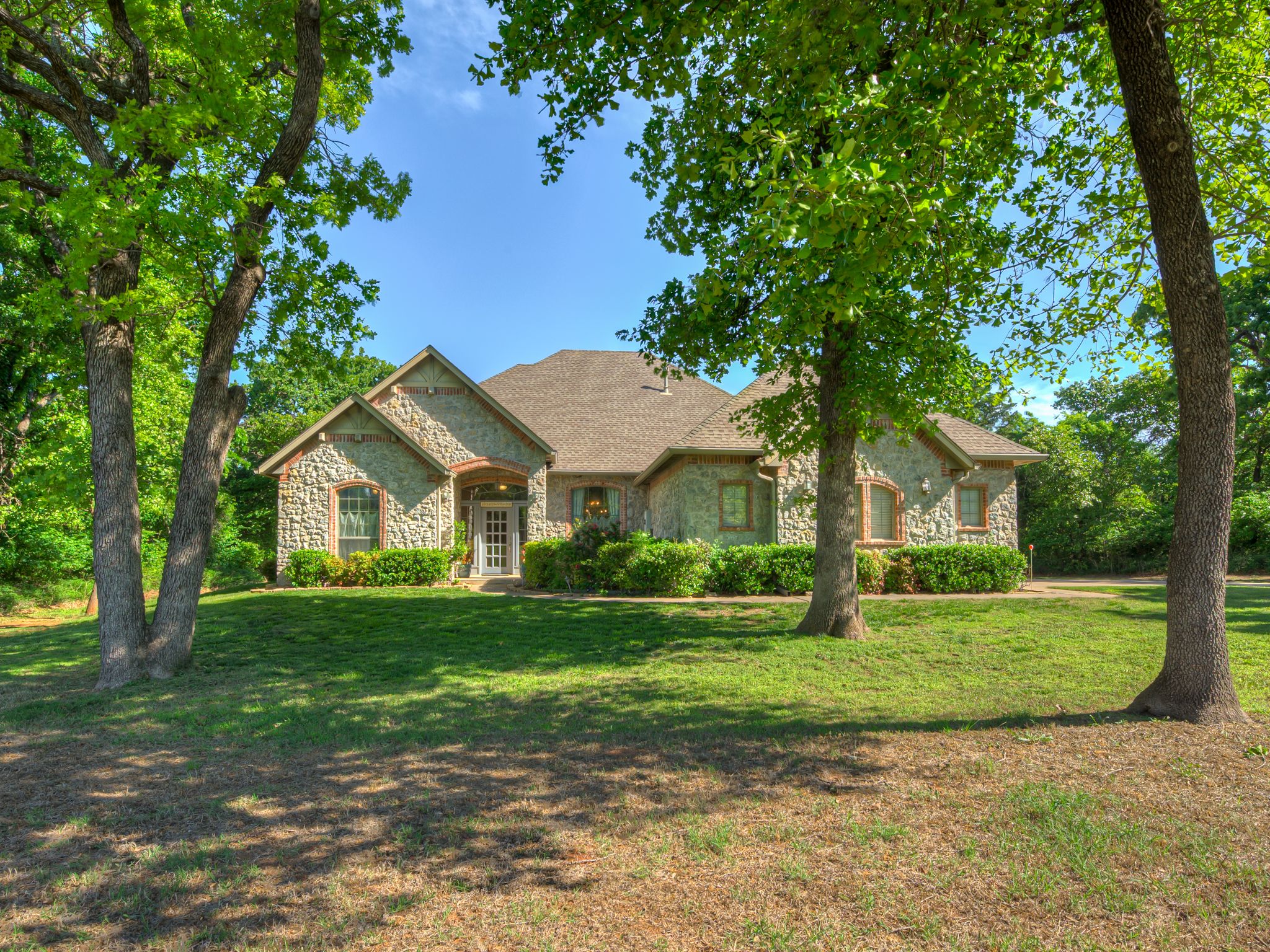 2025 Arbor Valley Dr-4