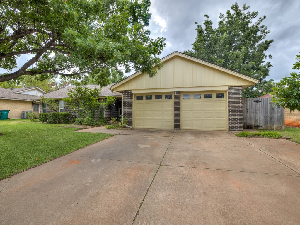 2700 NW 115th St-2