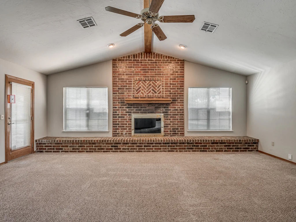 7308 NW 129th St-10