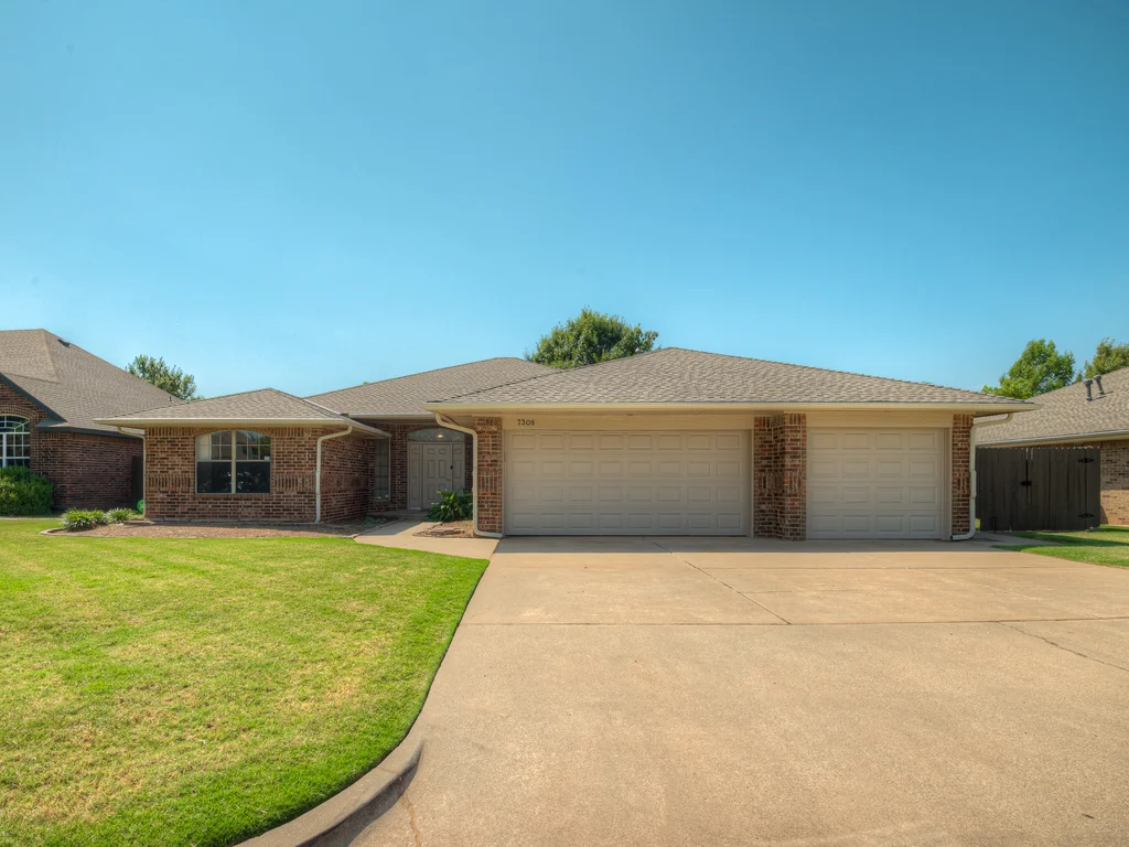 7308 NW 129th St-2