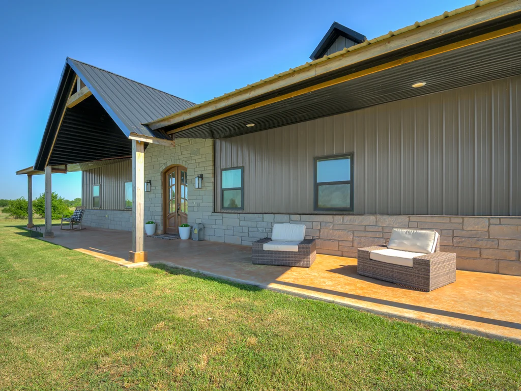 17060 W Camp Dr-2