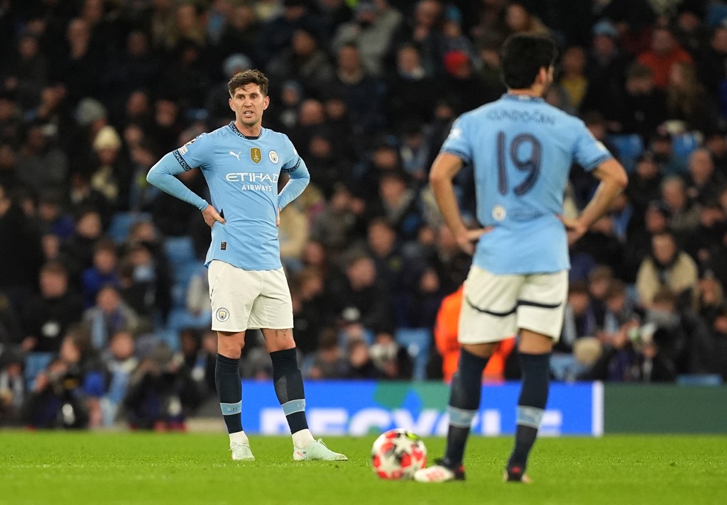 Man City đối diện bài toán nhân sự: Tương lai bất định của 13 cầu thủ trước thềm mùa giải mới