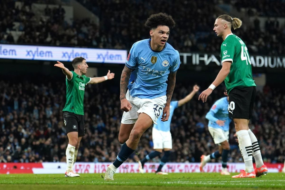 Man City: Tân binh Ait-Nouri đến, vị trí nào cho Nico O'Reilly?