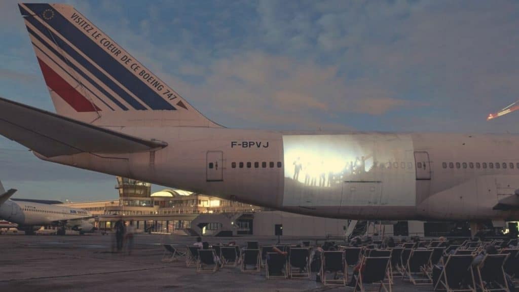 Ciné Tarmac 2025 : Des films projetés sur un avion au Musée de l’Air et de l’Espace ! 