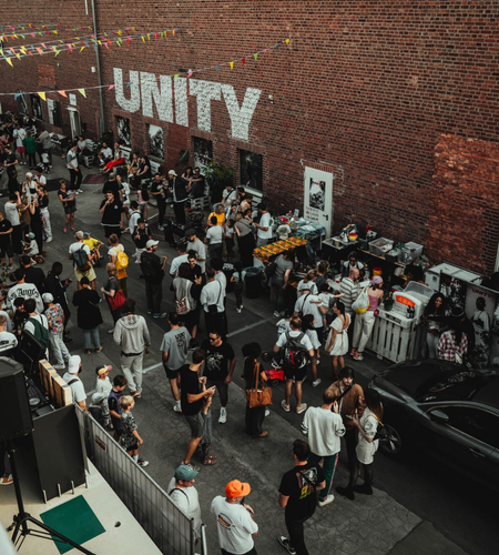 Rejoins la communauté