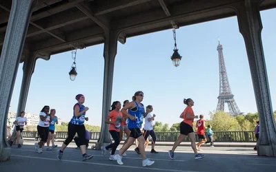 Sur le trottoir les fashions - Sonia Reveyaz - Image 3