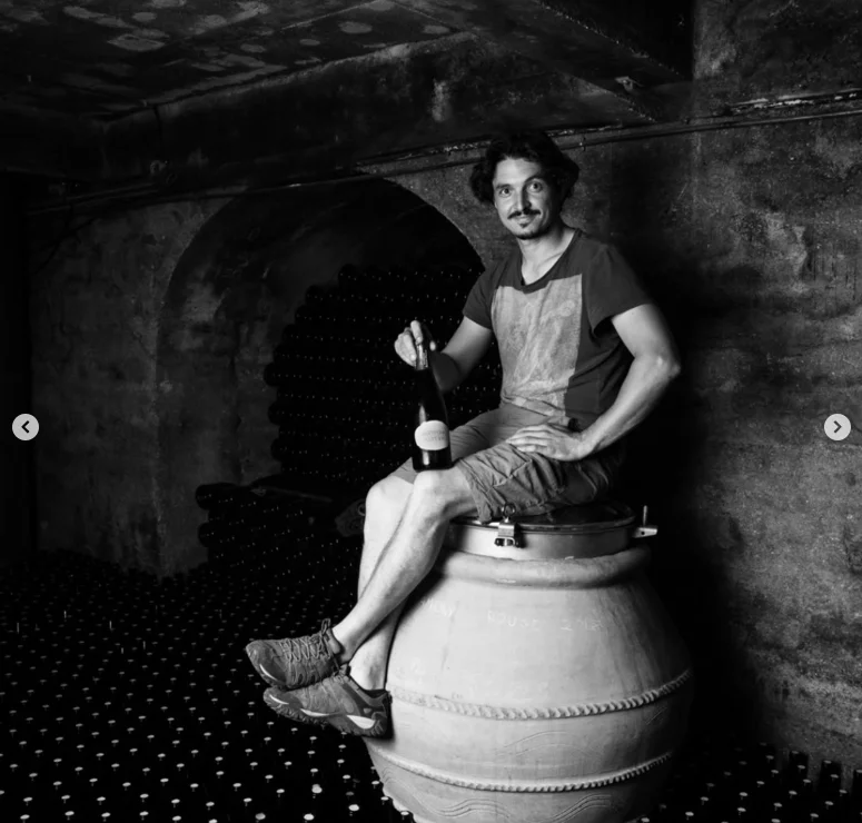 Flowing by Iroma - Image 3