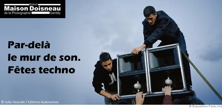 Par-delà le mur de son — fêtes techno