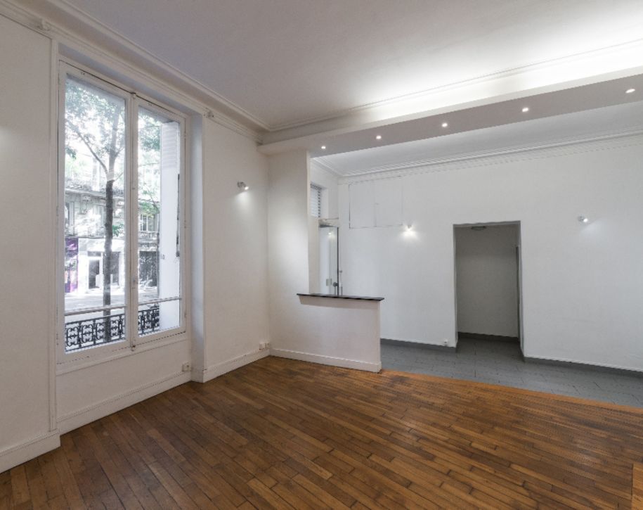 Boutique Clignancourt - Image 2