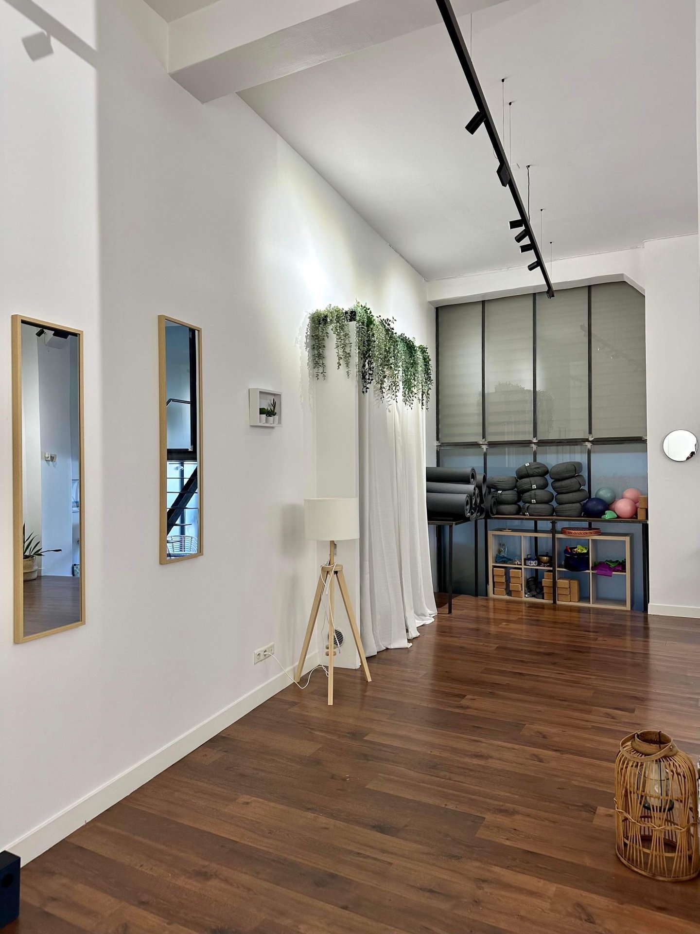 Espace de vie - anciennement galerie d'art - Image 1