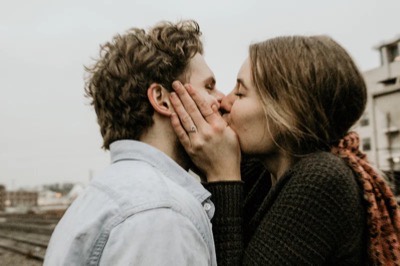 Muck! Öpüşmek Hakkında 10 İlginç Bilgi