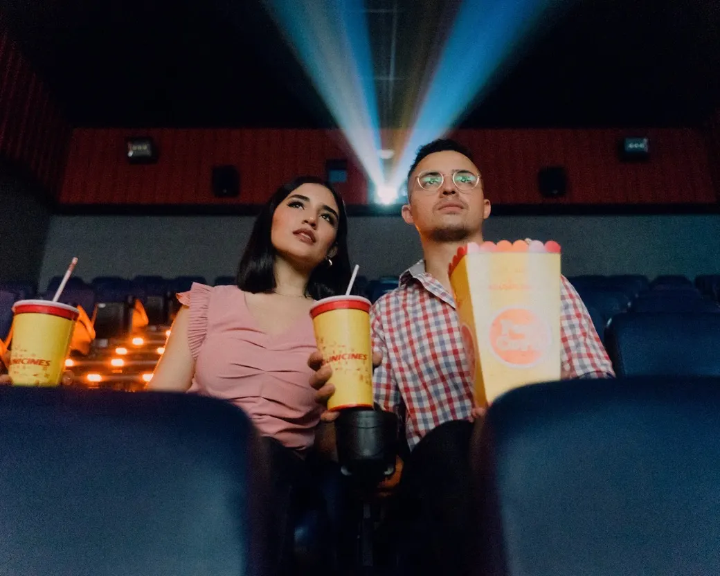 Film İzlerken Yenecek Sağlıklı Atıştırmalıklar